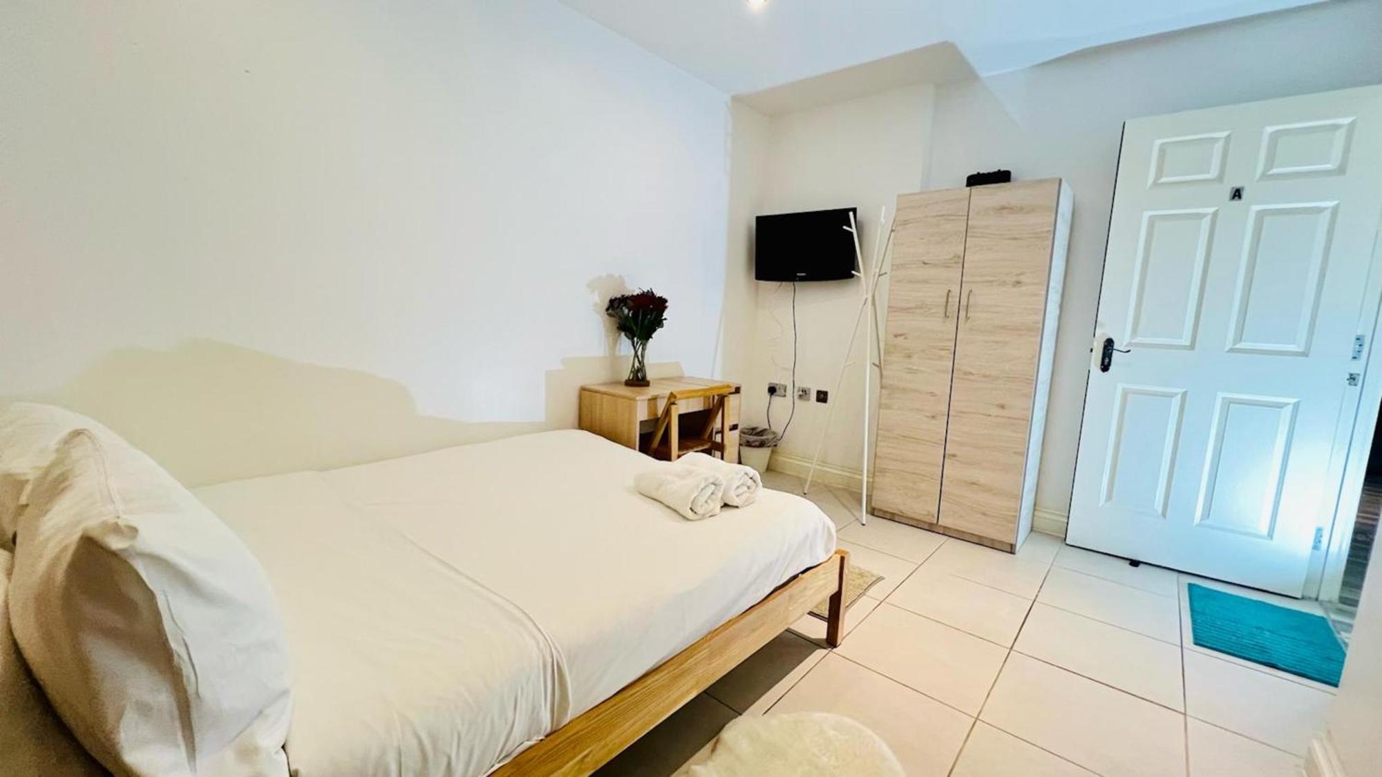 City View Sunset Luxurious Apartment In London Zone-1 Including One Family Twin Room With Its Own Stunning Private Terrace Екстер'єр фото